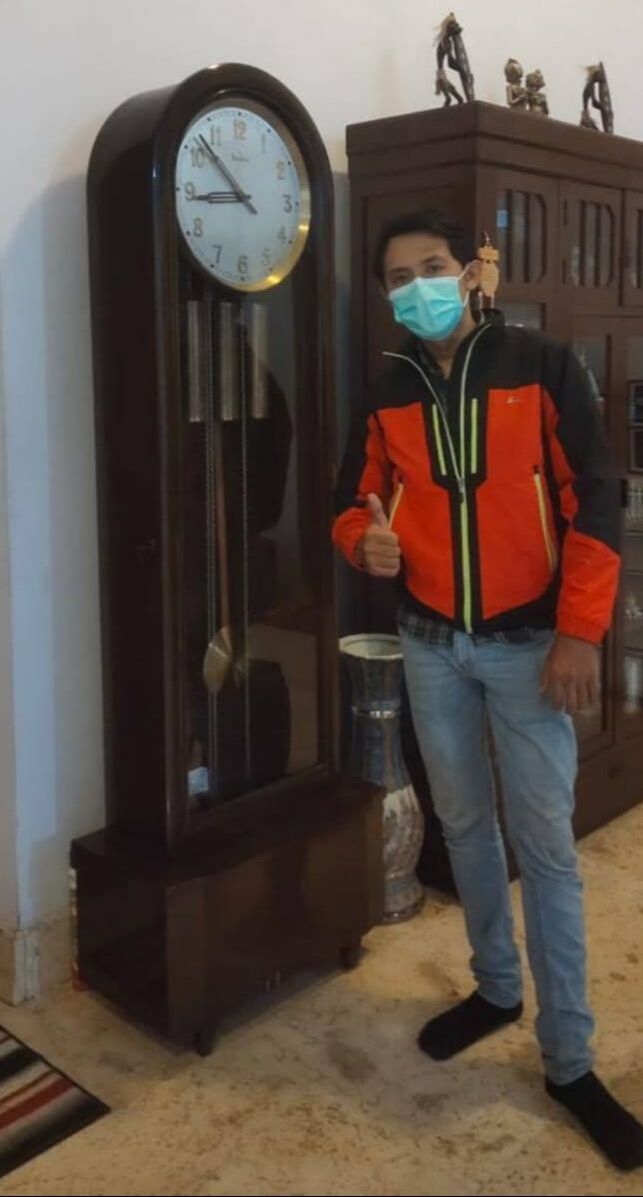 Time Reborn: The Secret of Pak Darmo's Watch Repair in Cilacap